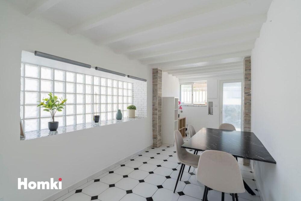 Vente Maison Maison de ville T5 de 77 m² à Marseille 13008 Marseille 8