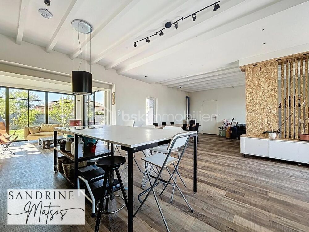 Vente Maison Maison familiale de charme de 190 m² – entièrement rénovée Chavanoz