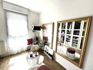  Appartement � vendre 5 pi�ces 81 m�