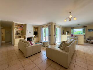  Villa � vendre 6 pi�ces 143 m�