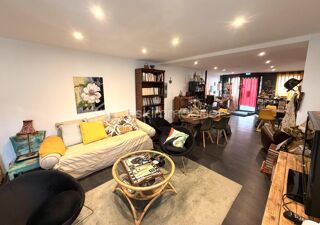  Immeuble � vendre 2 pi�ces 98 m�
