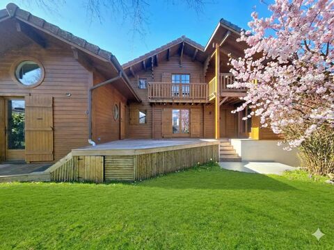   Maison Maison - 7 pi�ce(s) - 153 m�