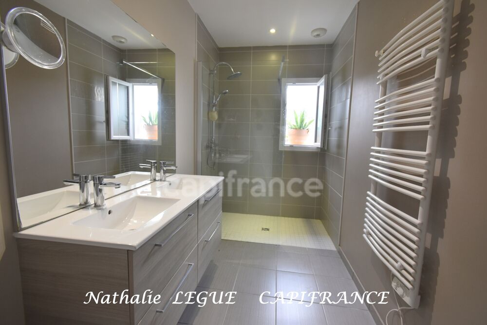 VENDEE LA BARRE DE MONTS (85) Maison à vendre 5 pièces , 3 chambres , 366 m² terrain clos, 93 m² garage, proche NOIRMOUTIER