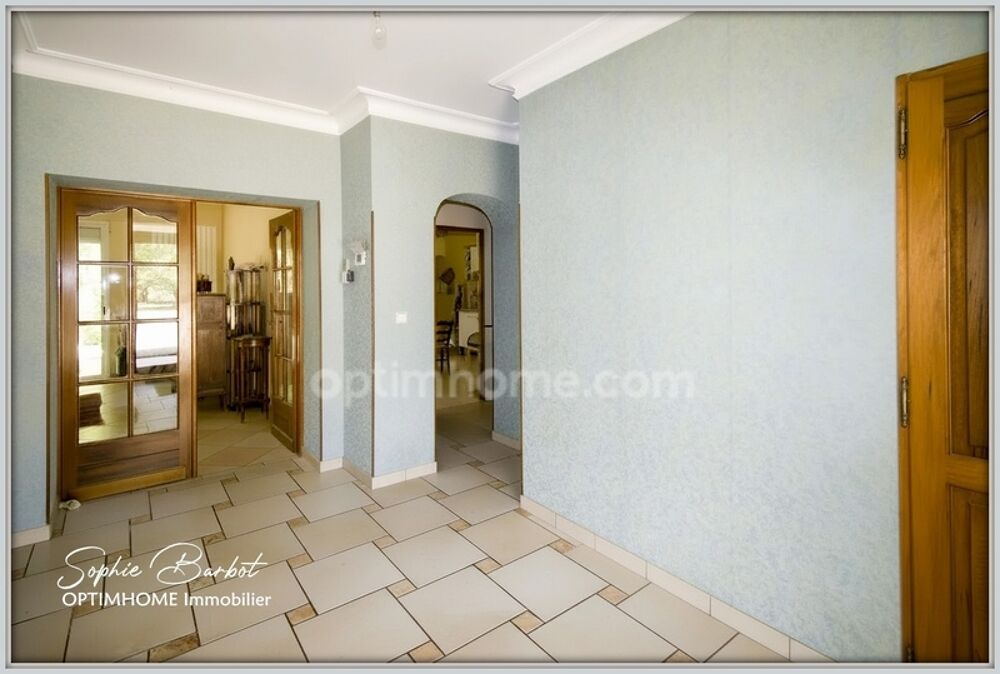 à vendre  Propriété/château Léognan (33850)