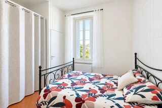  Propriété/château à vendre 8 pièces 280 m²