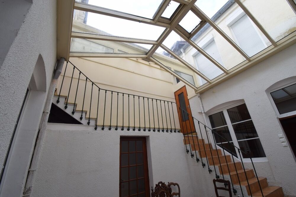 Maison de ville avec garage et véranda BAR LE DUC