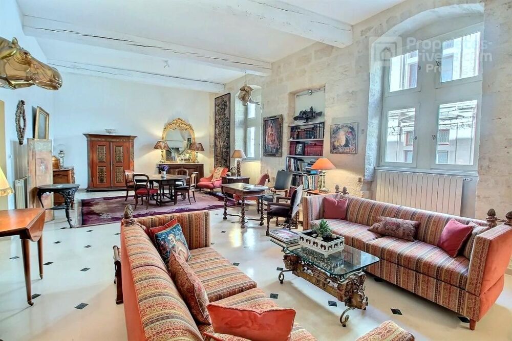  vendre  Appartement Uzs (30700)