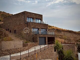  Villa � vendre 4 pi�ces 228 m�