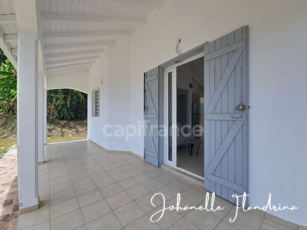 Maison individuelle 1 chambre, meublée avec jardin, terrasse  Les Abymes (Boisripeaux - Difort)
