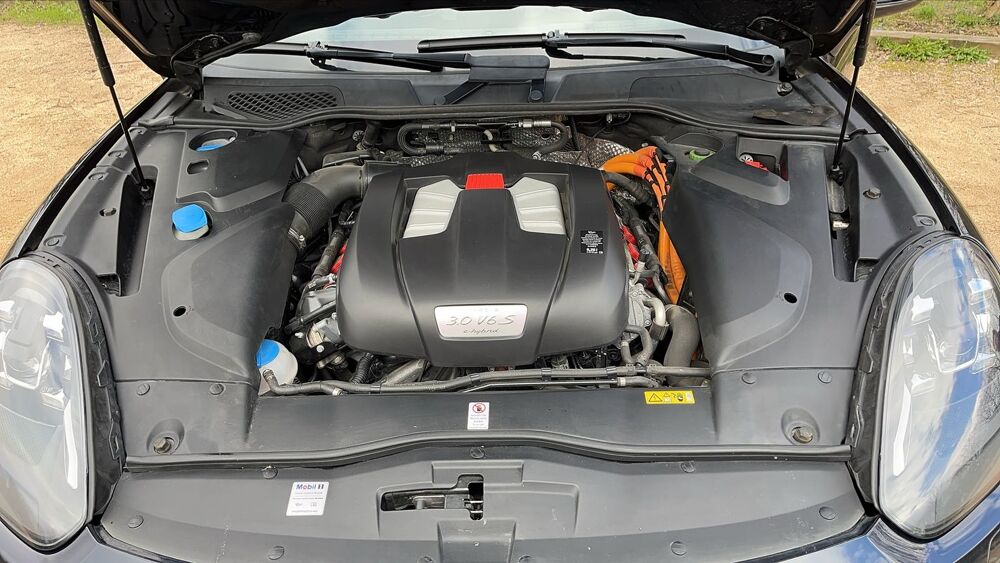 Cayenne S II 3.0 416 e-Hybrid 4x4 Tiptonic 8 Platinium - Automatique 2016 occasion 42000 Saint Etienne