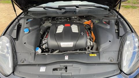 Cayenne S II 3.0 416 e-Hybrid 4x4 Tiptonic 8 Platinium - Automatique 2016 occasion 42000 Saint Etienne
