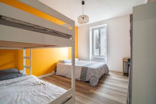  Immeuble à vendre 11 pièces 177 m²