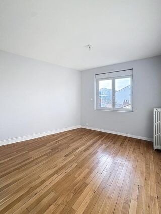  Appartement à louer 3 pièces 59 m²