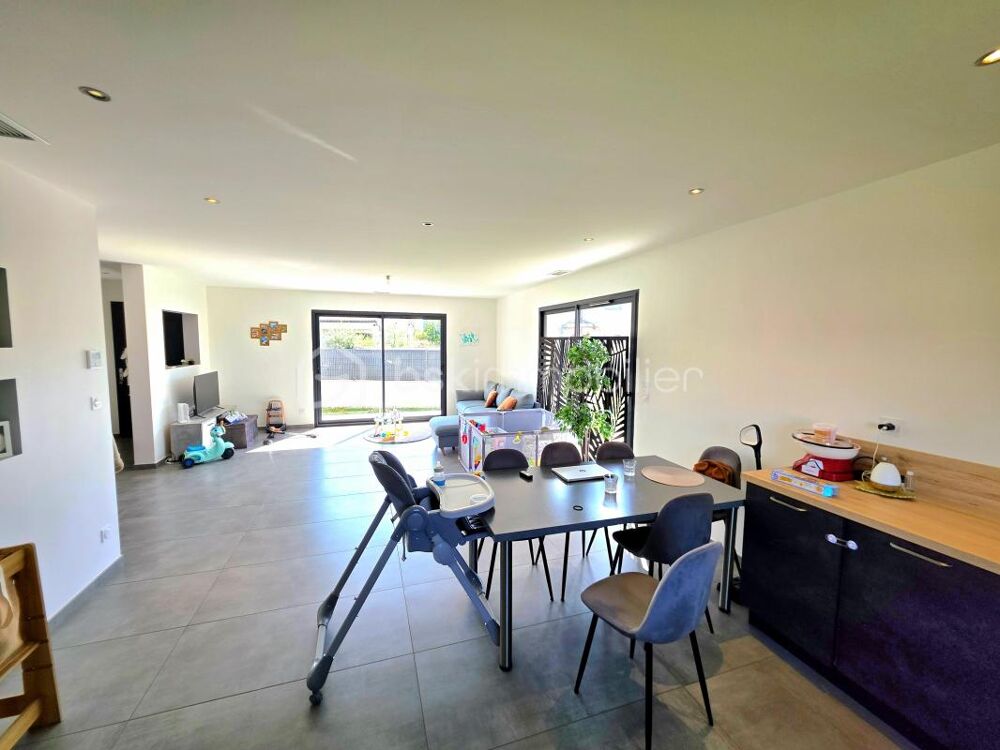 Vente Villa PIERRELATTE / 130 m² / 3 CHAMBRES / SUITE PARENTALE / PATIO Pierrelatte