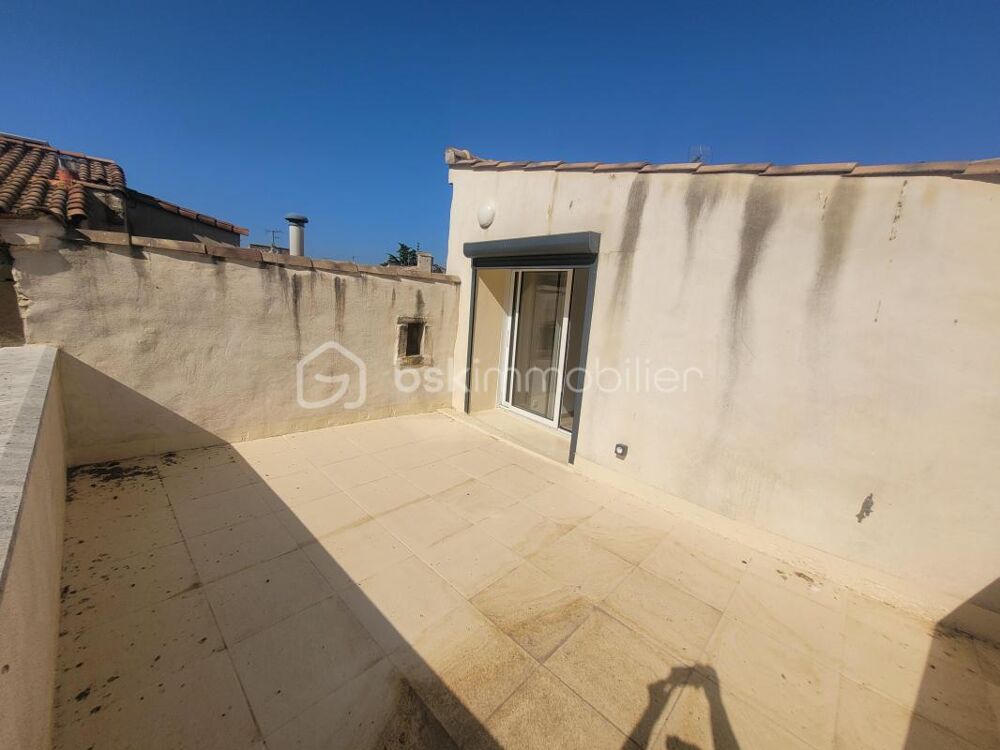 Maison avec terrasse et balcon au coeur de Marguerittes - Calme et confort à votre portée !