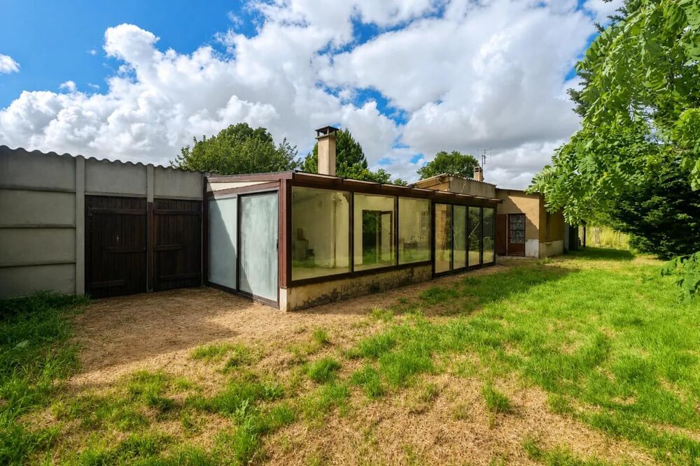 Maison de plain-pied sur un magnifique terrain