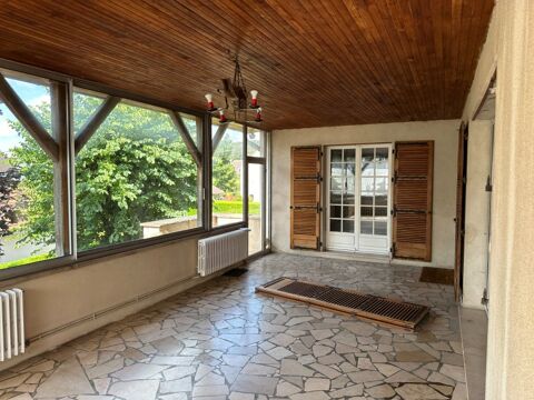   Ensemble immobilier à vocations mixtes 