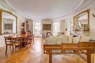  Appartement à vendre 6 pièces 155 m²
