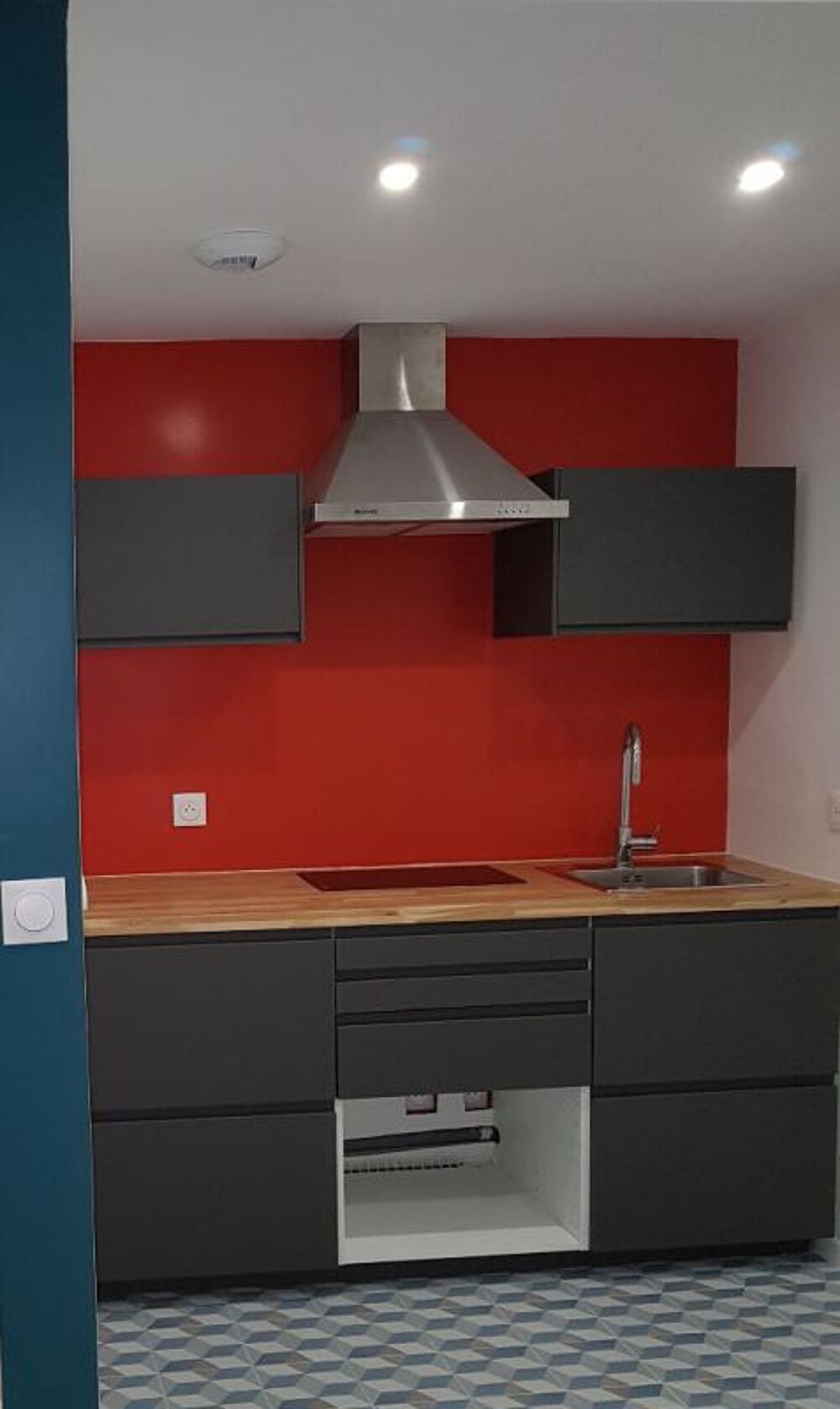 Vente Appartement Studio de charme refait à neuf- Faubourg Saint-Antoine-vendu loué- Paris 11