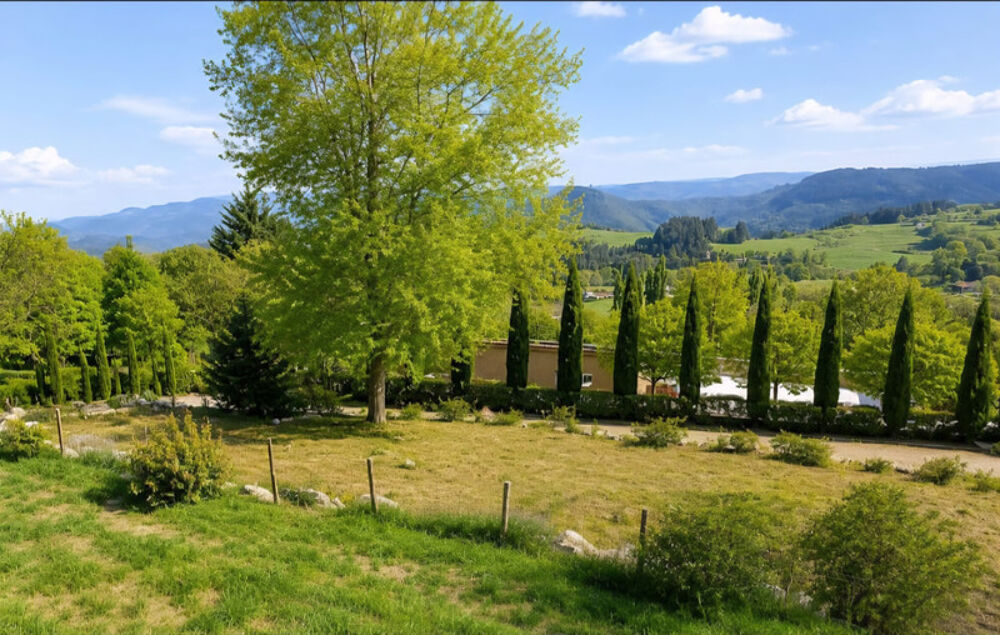Ardèche - Magnifique Maison d'architecte de 184 m² habitable - Bel espace extérieur - Vue panoramique sur les montagnes ardèchoi