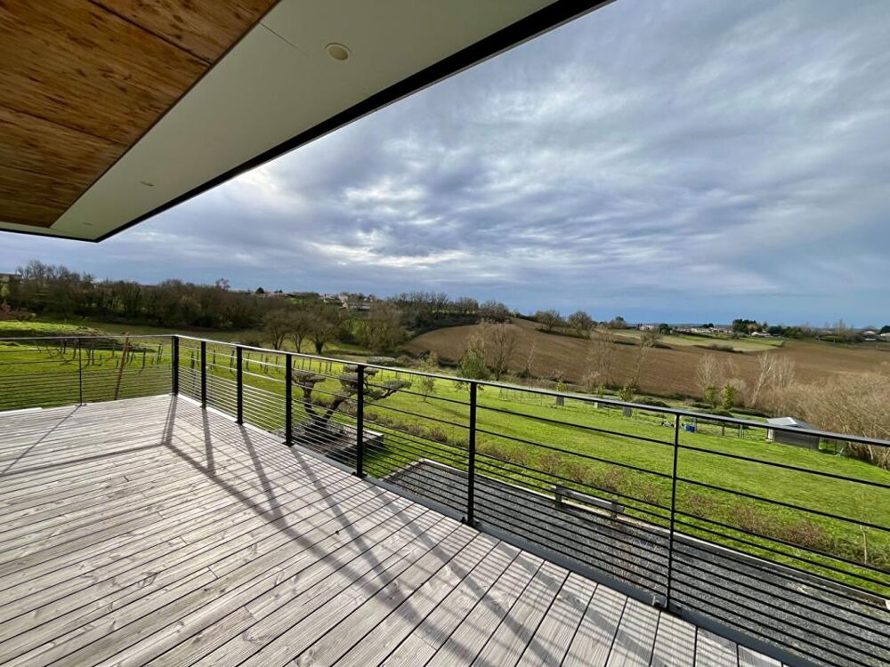 Maison T5 de 148.4 m² - Laplume