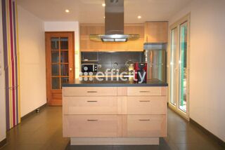  Villa � vendre 8 pi�ces 146 m�