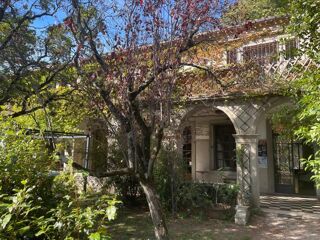  Propri�t�/ch�teau � vendre 14 pi�ces 900 m�