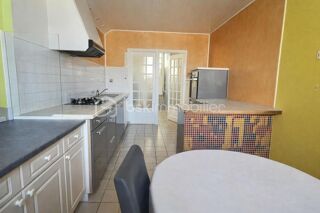  Maison � vendre 8 pi�ces 216 m�