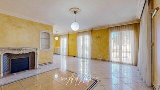  Propri�t�/ch�teau � vendre 11 pi�ces 248 m�