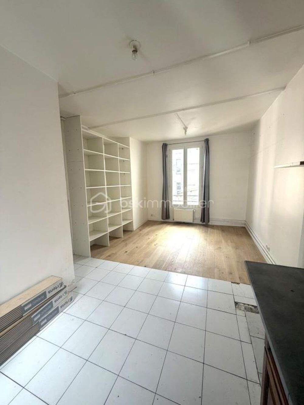 Studio 24 m²  Calme, lumineux et modulable  Mairie des Lilas