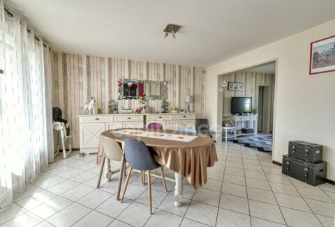 Dpt Isère (38), à vendre LE PEAGE DE ROUSSILLON maison P4 de 97,37 m² - Terrain de 1061  - Plain pied 260000 Le Page-de-Roussillon (38550)