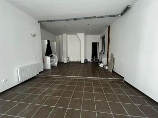  Immeuble � vendre 3 pi�ces 150 m�