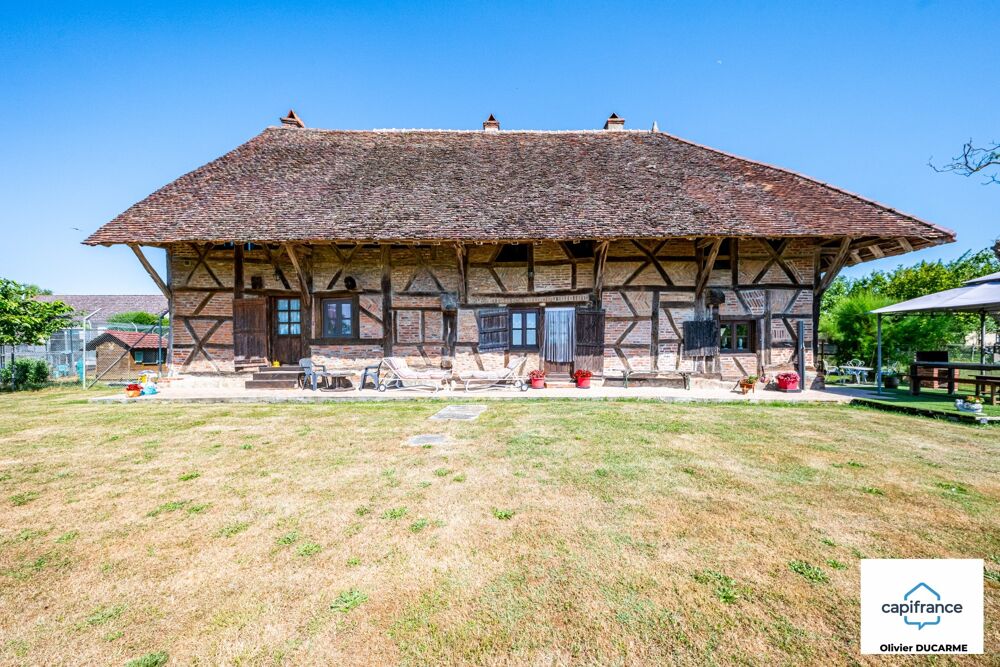 THUREY (71) Ferme Bressane avec dépendance et terrain de 2 ha, vente à terme occupée temporairement