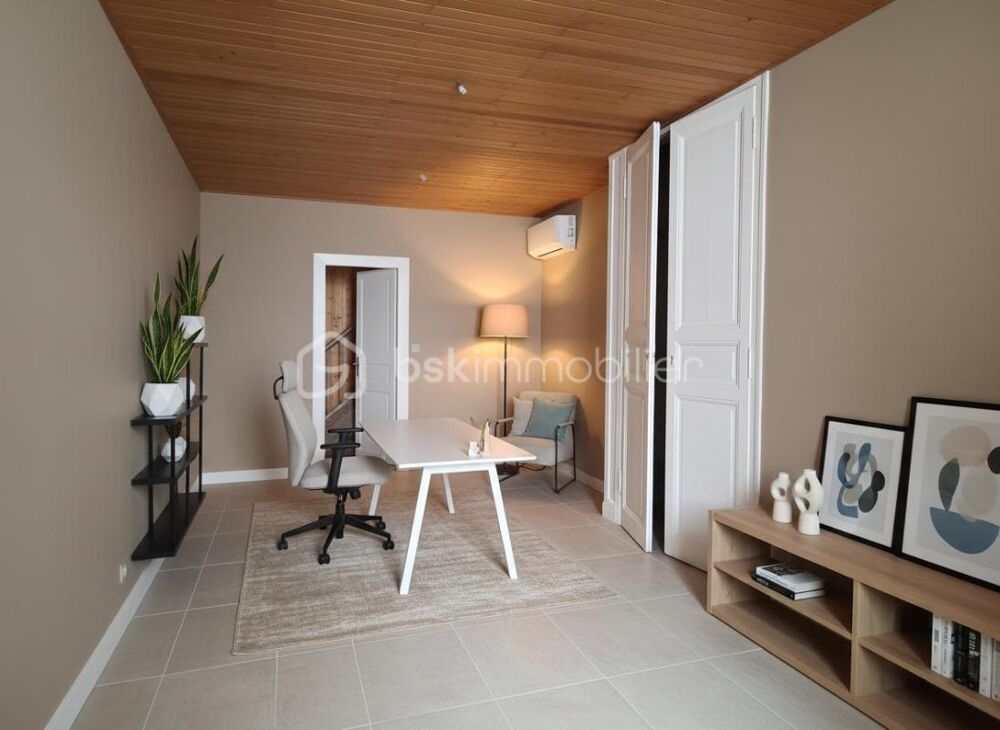 Vente Maison Maison de ville de 180 m² à rénover entièrement – Fort potentiel – Sous-sol et combles aménagés Monclar