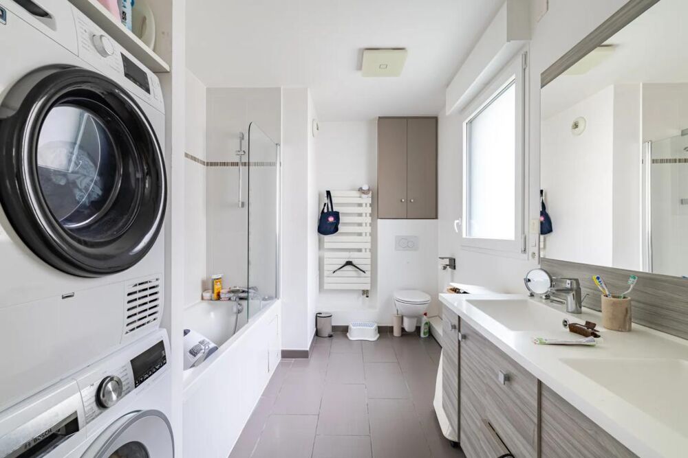 à vendre  Appartement Issy-les-Moulineaux (92130)