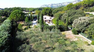  Villa  vendre 6 pices 155 m