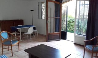  Appartement à louer 2 pièces 55 m²