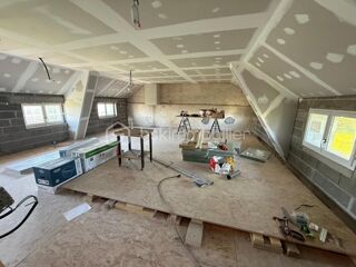  Maison � vendre 8 pi�ces 312 m�