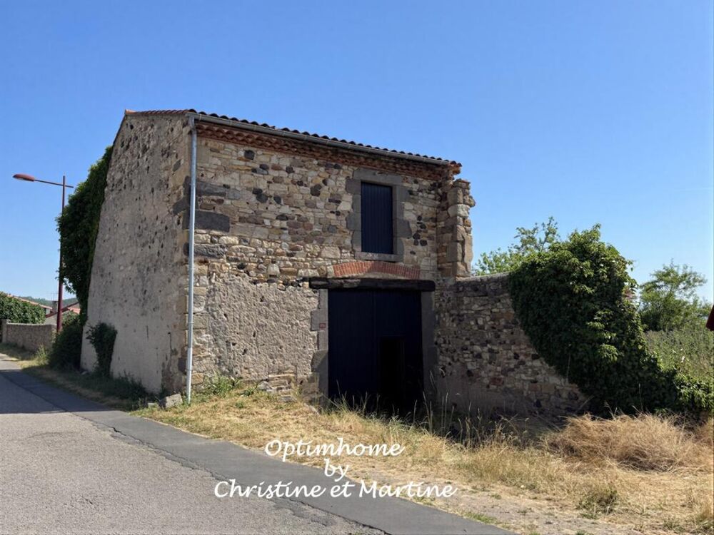 GRANGE EN PIERRE A CHAMPEIX : BEAU POTENTIEL
