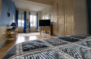  Propri�t�/ch�teau � vendre 14 pi�ces 355 m�