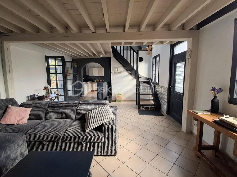 Vente Maison Maison de charme niché au cœur d'un écrin verdoyant Aumatre