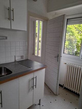  Appartement à louer 1 pièce 32 m²