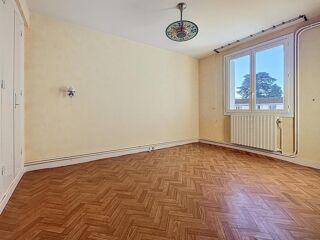  Appartement � vendre 4 pi�ces 77 m�