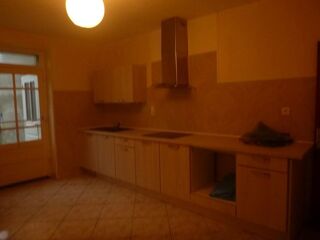  Maison à louer 7 pièces 160 m²