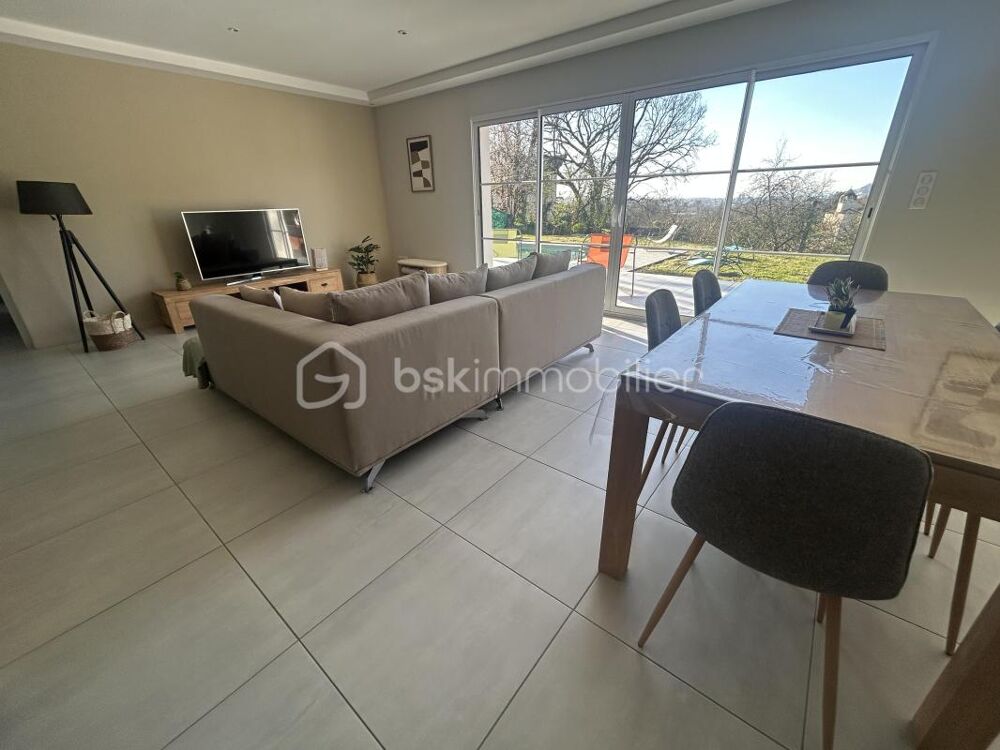 Vente Maison SUPERBE MAISON PLAIN PIED CONTEMPORAINE - 4 CHAMBRES - DOUBLE GARAGE - PISCINE Agen