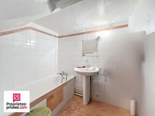  Immeuble � vendre 9 pi�ces 220 m�