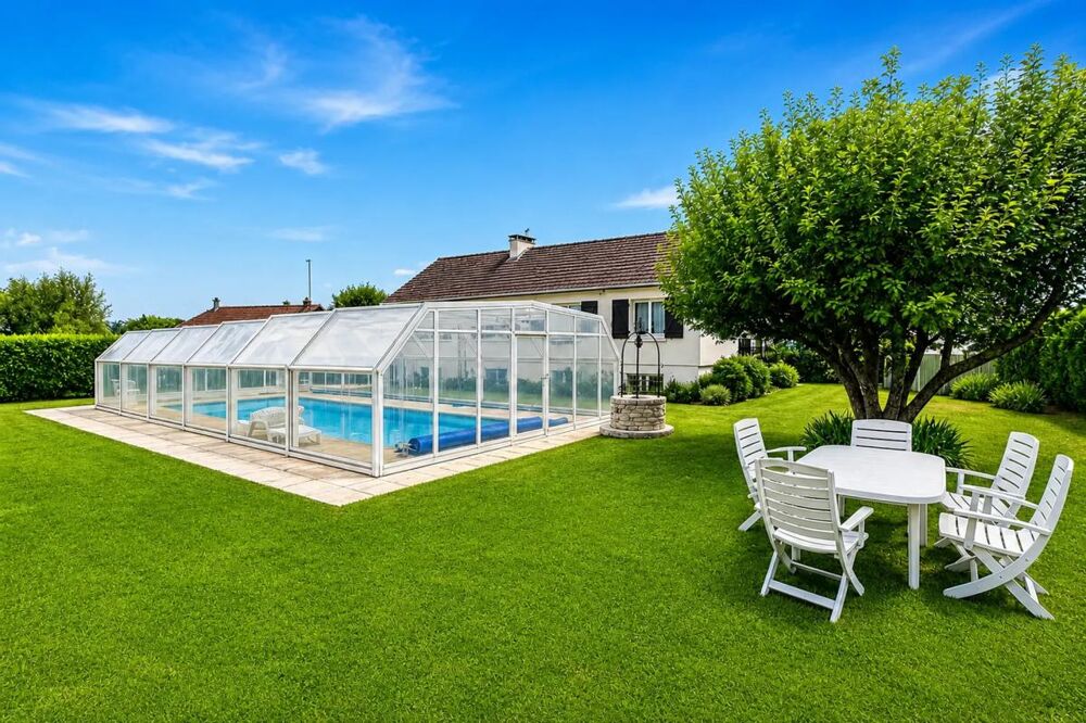 Vente Maison Maison de 7 pièces de 180 m² à Saint-Chéron Saint cheron