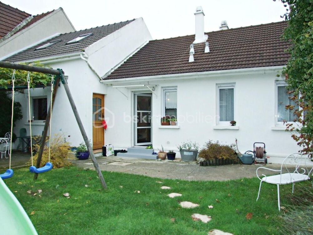 CHARMANTE MAISON FAMILIALE DANS UN QUARTIER PAVILLONNAIRE
