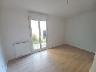  Appartement à louer 3 pièces 66 m²
