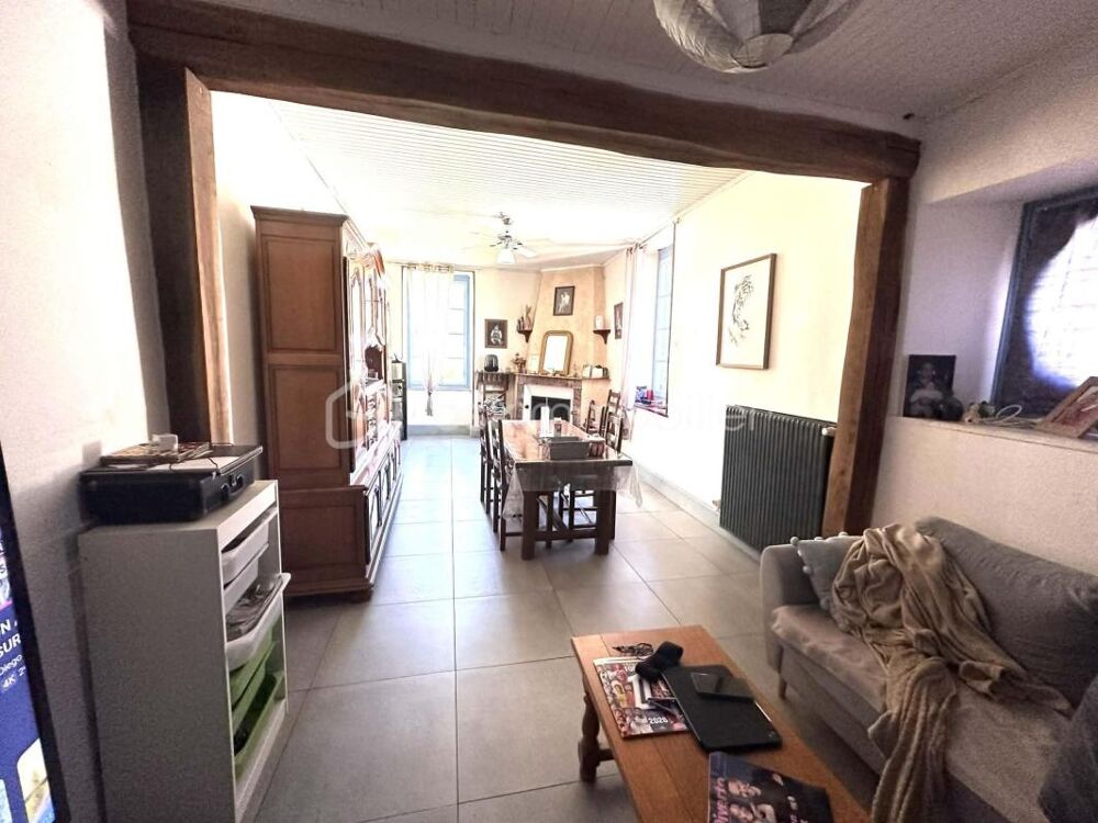 ?? Belle maison familiale aux volumes généreux  Un cadre de vie idéal !A Neuvy-Sautour